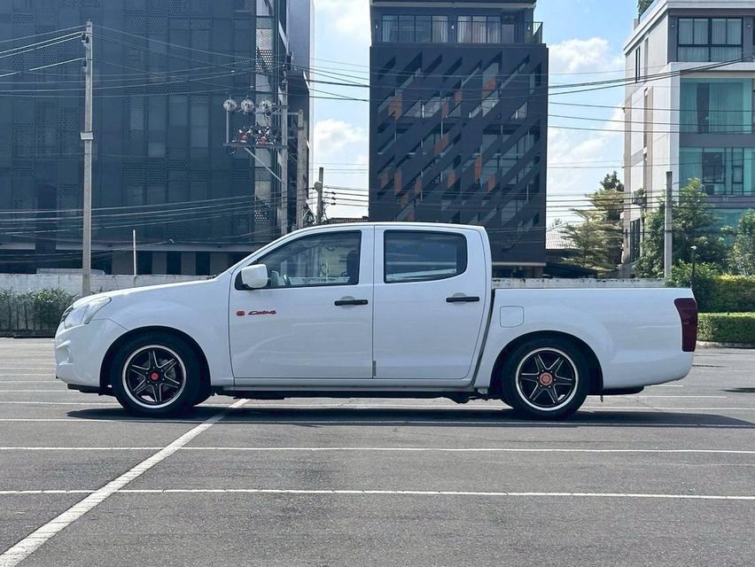 รหัสรถ QT7761 🎈🎉ISUZU D-MAX CAB-4 1.9 Ddi S เกียร์ M/T สีขาว ปี2019 จด 19 แท้ 🎉🎈 7