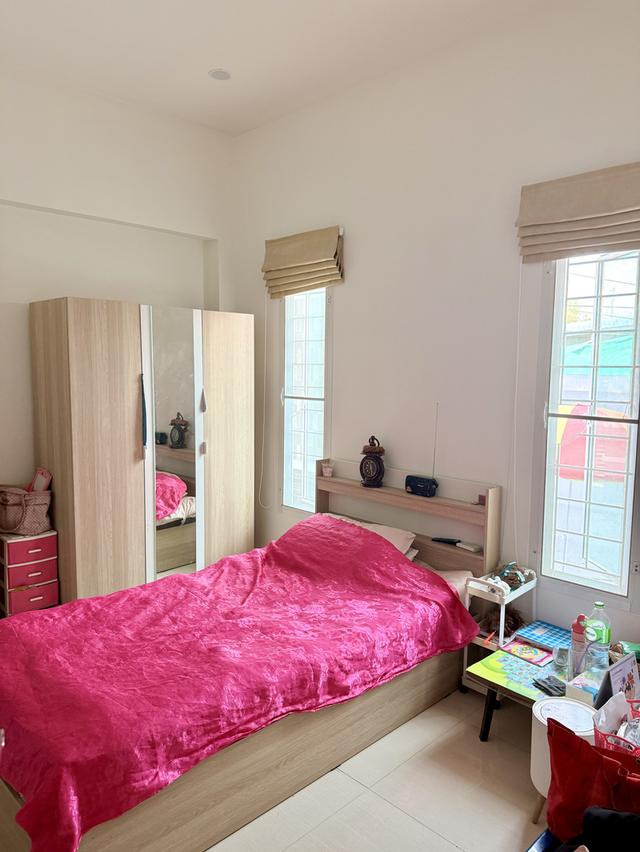 บ้านพร้อที่ดิน50ตรว. 12