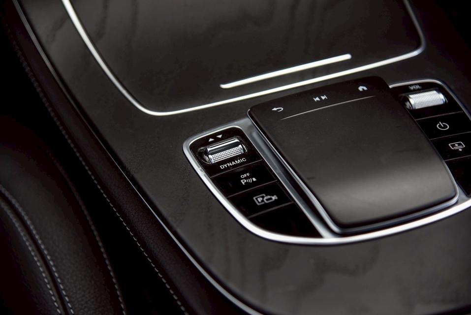 รหัสรถ CBL4245 Mercedes-Benz E300e AMG Dynamic W213 AT 2023 17