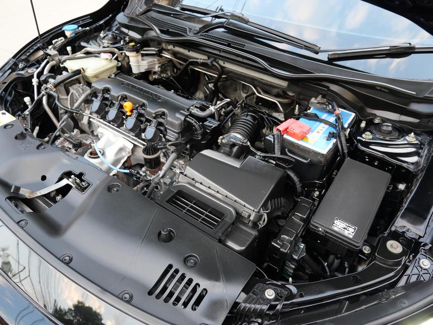 CIVIC FC 1.8 E ปี2019 MN รถสวย 9