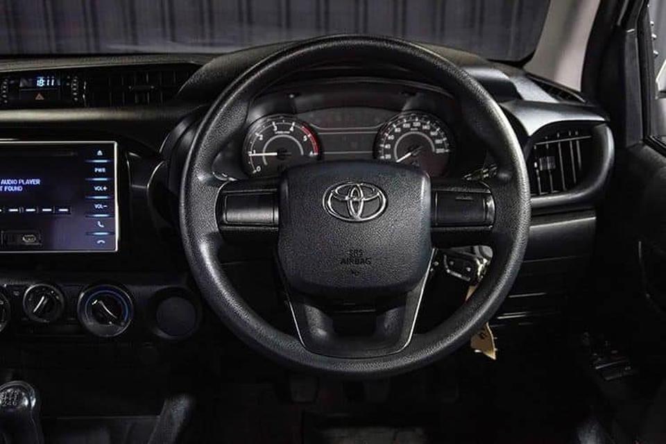 #Toyota Revo 2.4 Smart Cab J Z-Edition 6