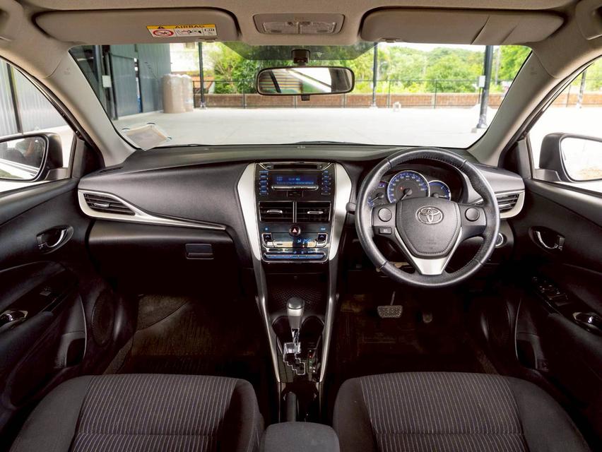 ขาย Toyota Yaris 1.2G ปี18 11