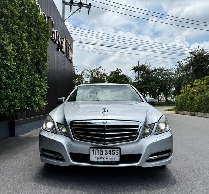 Benz E250 CGI  7 SPEED เกียร์คอ 204 แรงม้า ปี12 สีเทา รูปที่ 3
