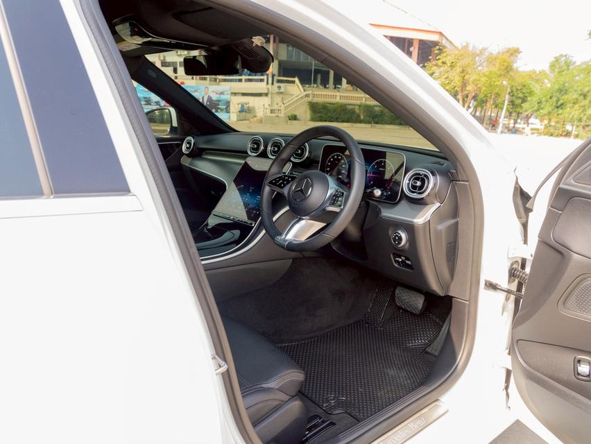 Mercedes Benz C220d Avantgarde W206 ปี 2023 จด 2025 เลขไมล์ : 32,xxx km. 8