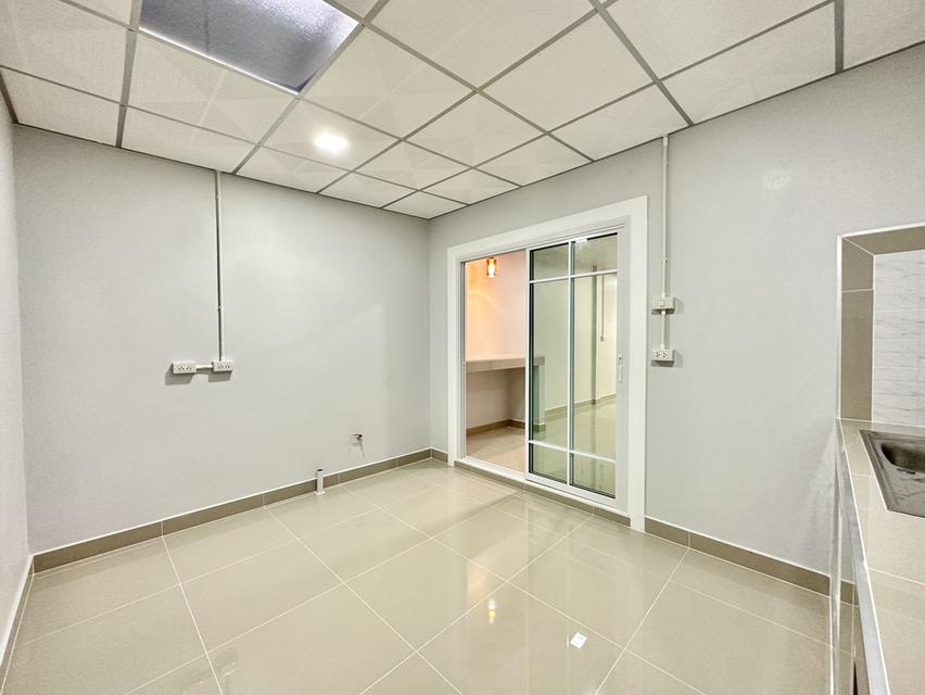 หมู่บ้านร่มเงาไม้ ถนนวัดลาดปลาดุก 13