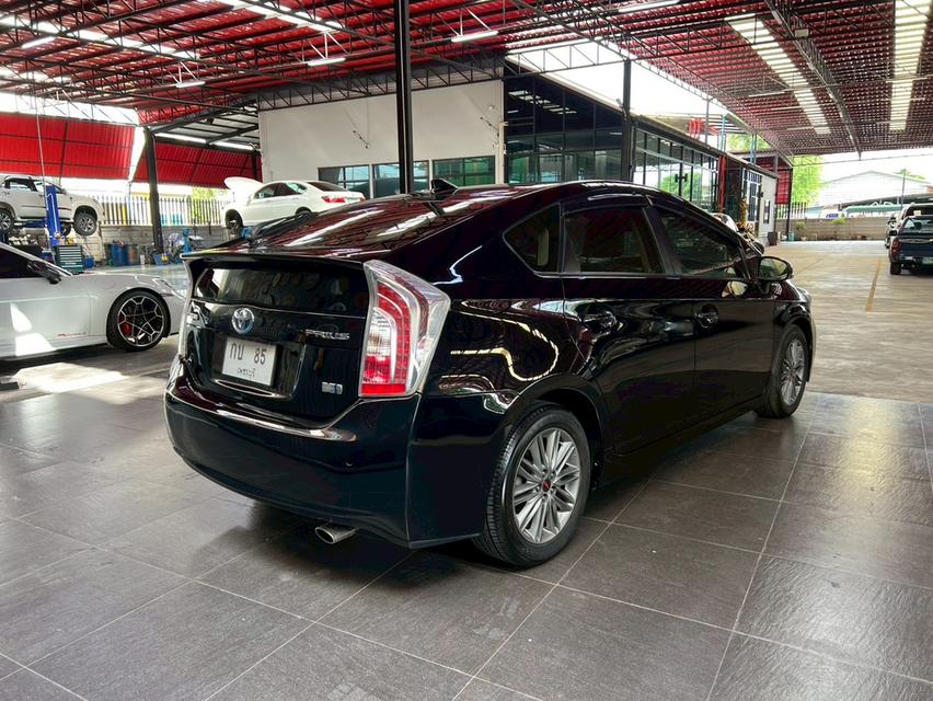 TOYOTA PRIUS 1.8 Hybrid Top option grade ปี2012 ไฮบริดประหยัดมาก ไม่เคยชน วิ่งน้อย