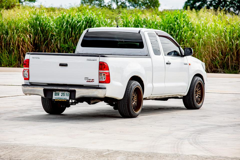 Toyota Vigo Champ SmartCab 2.5J ดีเซล เกียร์ธรรมดา ปี 2014 สีขาว มือเดียวป้ายแดง