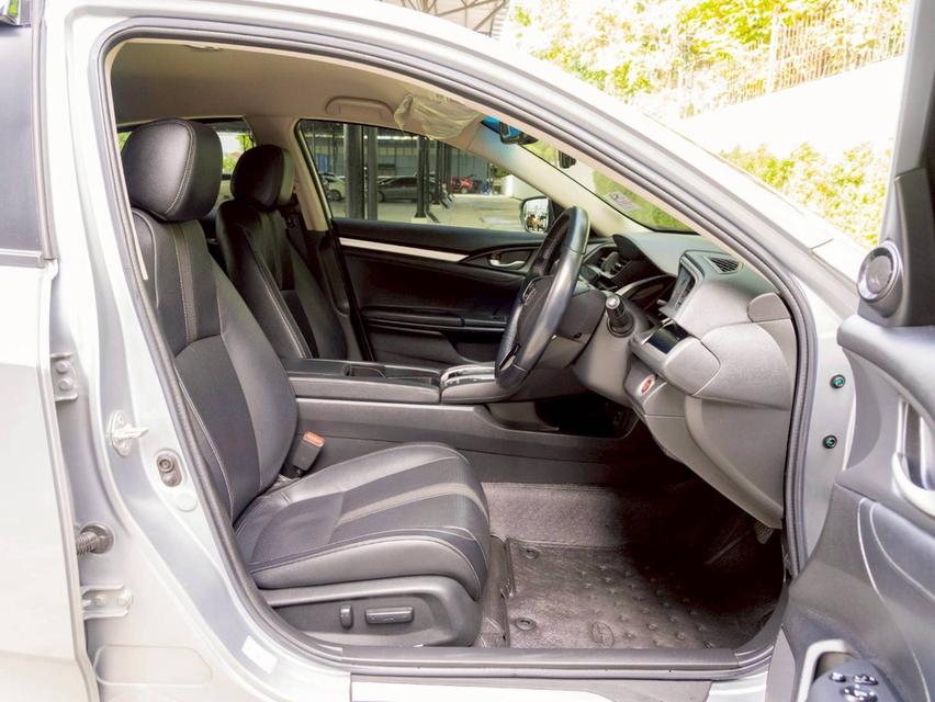 HONDA CIVIC 1.8EL ปี 2019 14
