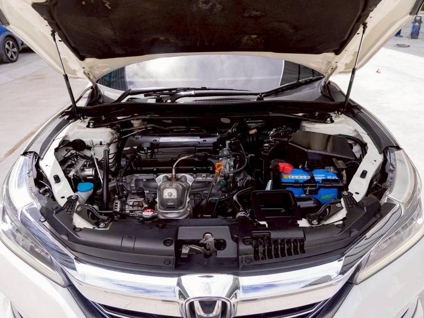 Honda Accord 2.4EL ปี16 18