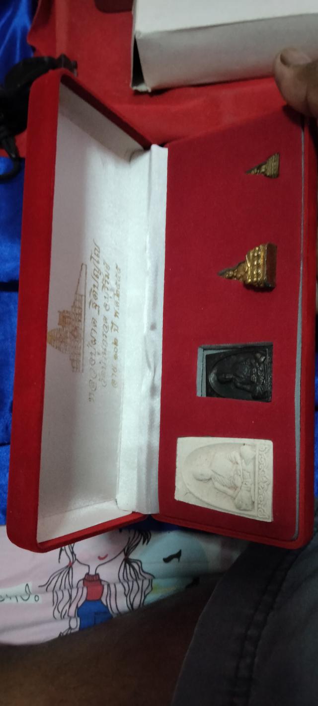 หลวงปู่ผาด ชุดกรรมการ