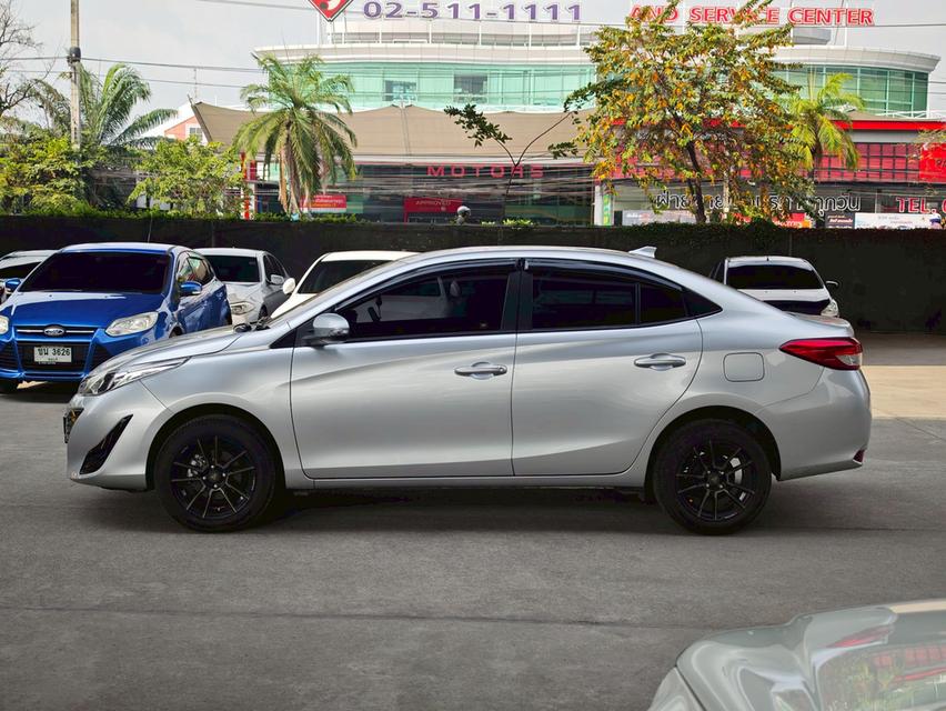 Toyota Yaris Ativ 1.2 E auto ปี 2018 รูปย่อยที่ 3