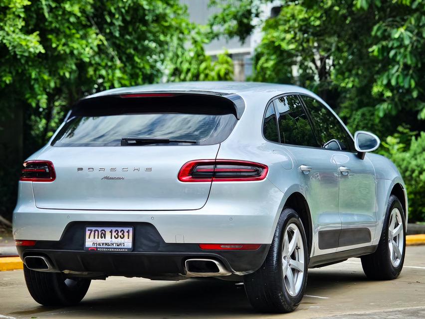 porsches 7