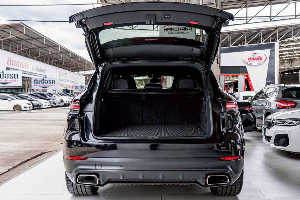 รหัสรถ NP828 PORSCHE CAYENNE 3.0 E-HYBRID COUPE 2020 7