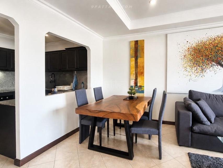 For Rent — Large Corner Condo at View Talay Residence 4, JomtienSpacious corner condo for rent at View Talay Residence 4, in the central Jomtien 3