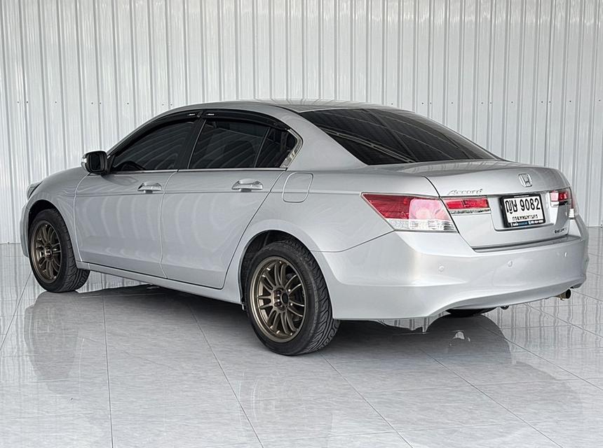 Honda Accord 2.4EL เบนซิน เกียร์ออโต้ ปี2011 8