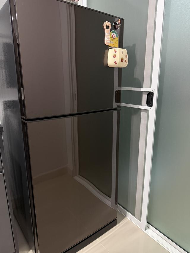 ตู้เย็น Mitsubishi รุ่น MR-FC35ER ขนาด 11.1