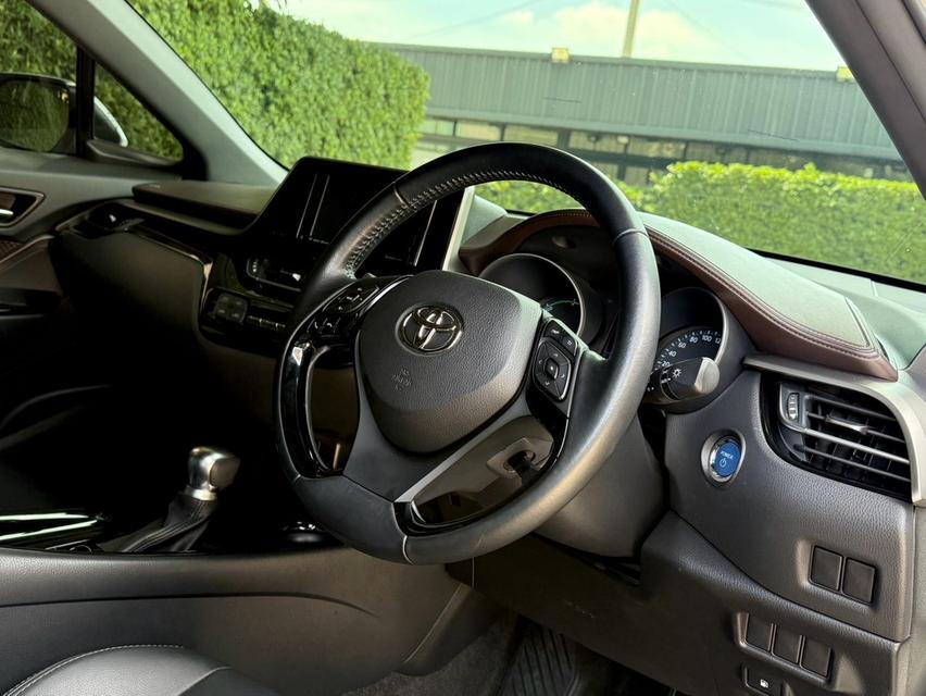 2019 TOYOTA CHR HV MID รถมือเดียว สภาพป้ายแดง เลขไมล์ 58,000 กม รถเข้าศูนย์ทุกระยะ ไม่เคยมีอุบัติเหตุครับ 10