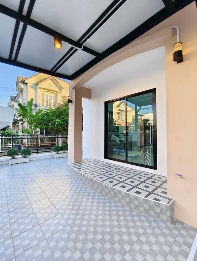 หมู่บ้านบุศรินทร์บ้านกล้วย 8