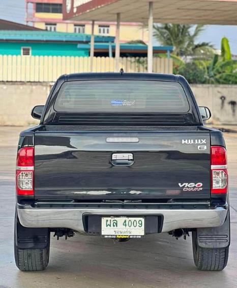 Toyota Hilux Vigo Champ สีดำ 6