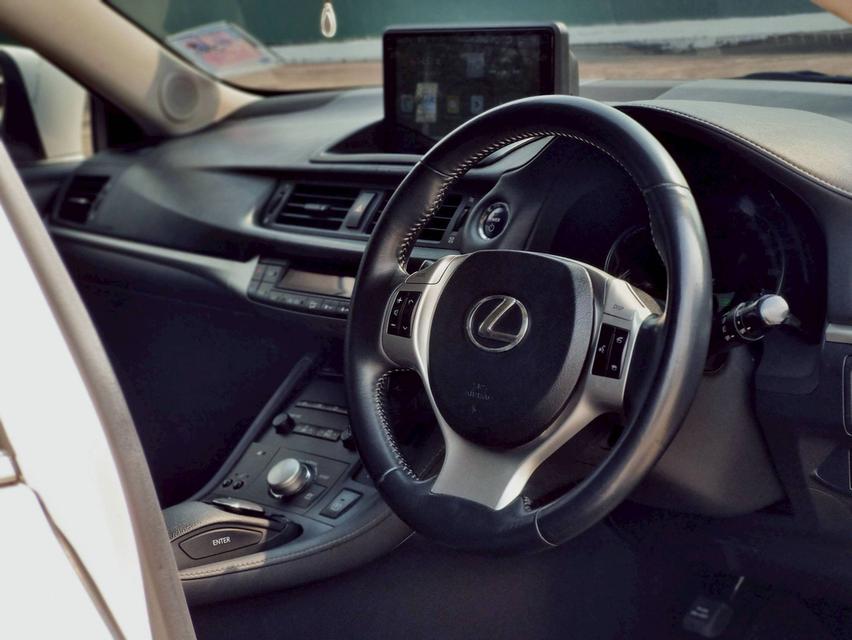 Lexus CT 200h F-Sport ปี 2011 ไมล์ 192,xxx km. รูปที่ 9