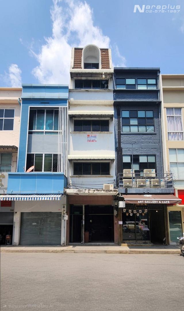 . 69030150 : ขายอาคารพาณิชย์ 5 ชั้น พร้อมต่อเติมดาดฟ้า บนที่ดินรวม 24.7 ตร.ว. ย่านวังบูรพา ใกล้ Mega Plaza และ ดิโอสยาม พลาซ่า อยู่ในทำเลธุรกิจ การค้า 1