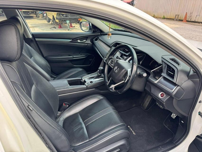 Honda CIVIC FC 1.5 turbo RS ปี2018 ไมล์แค่80,000 12