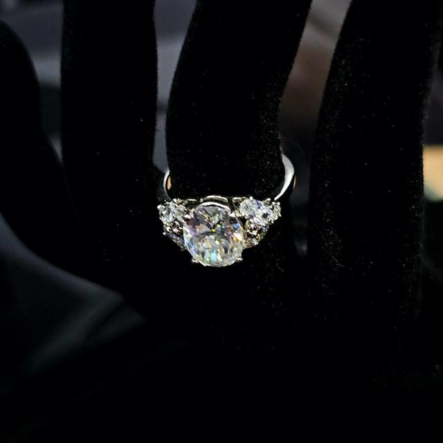 กำไลเพชร เพชรเรียบหรู ดูเเพง เพชรงาม เพชรแท้ -ปุอามี่ Diamond Lap Rama2