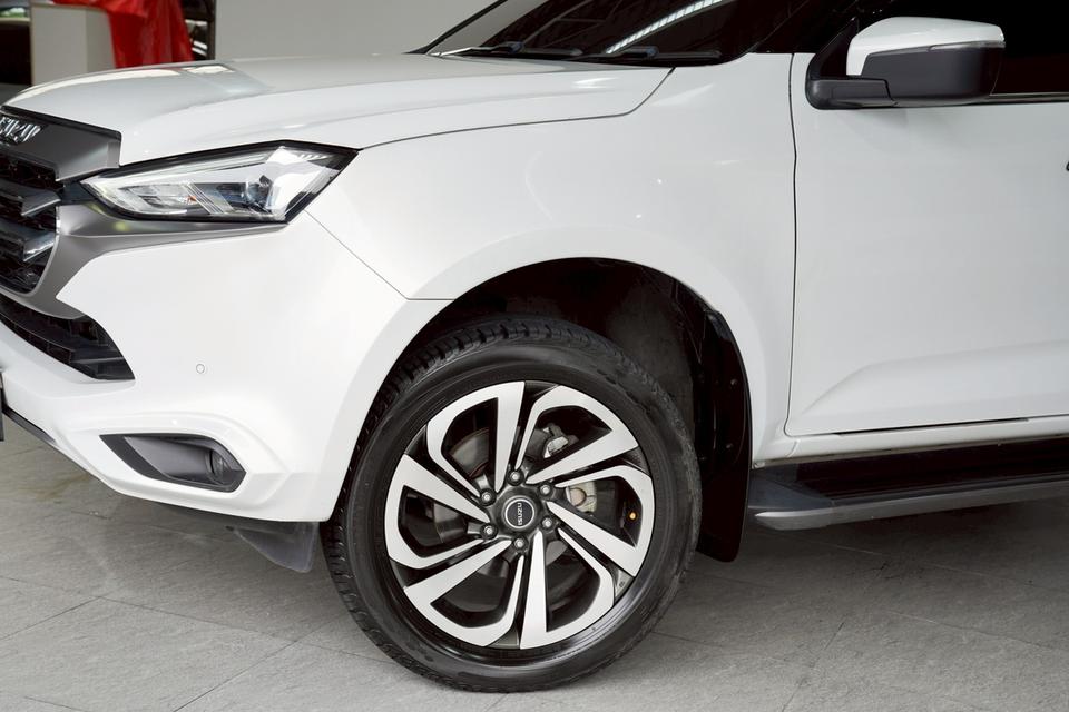 ISUZU MU-X 3.0 ULTIMATE AT  (ปี 2021 จด 2022) 6