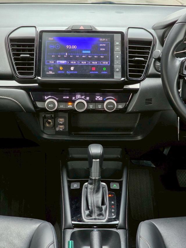 รหัสรถ 12AT2882 HONDA CITY TURBO 1.0 SV Hatchblack | ปี : 2023 12