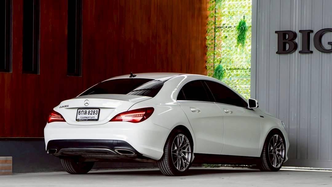 รหัสรถ BAC8283 🚗💨 Mercedes-Benz CLA200 Urban Facelift ปี 2017 ⚪ สีขาว  3