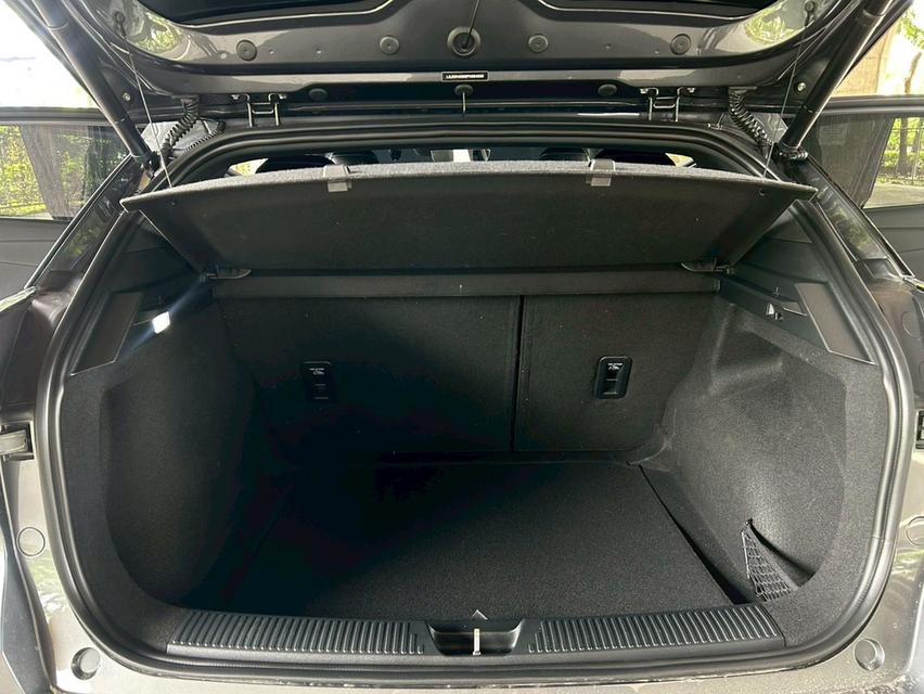 MG 4 EV ELECTRIC D AT ปี 2025 19