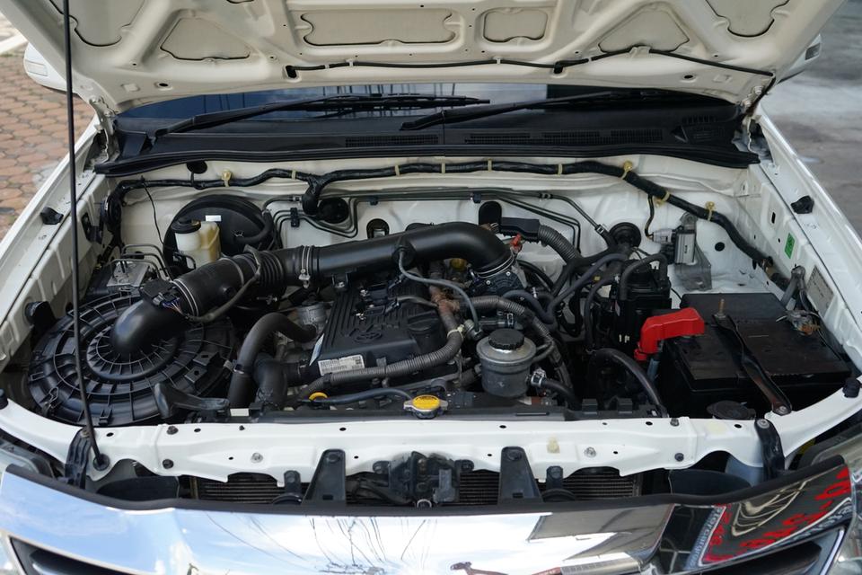 2012 TOYOTA FORTUNER 2.7V 5