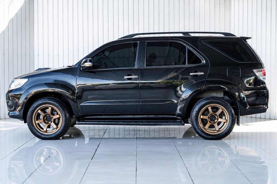 TOYOTA FORTUNER 2.5 V ปี 2014 รูปที่ 3