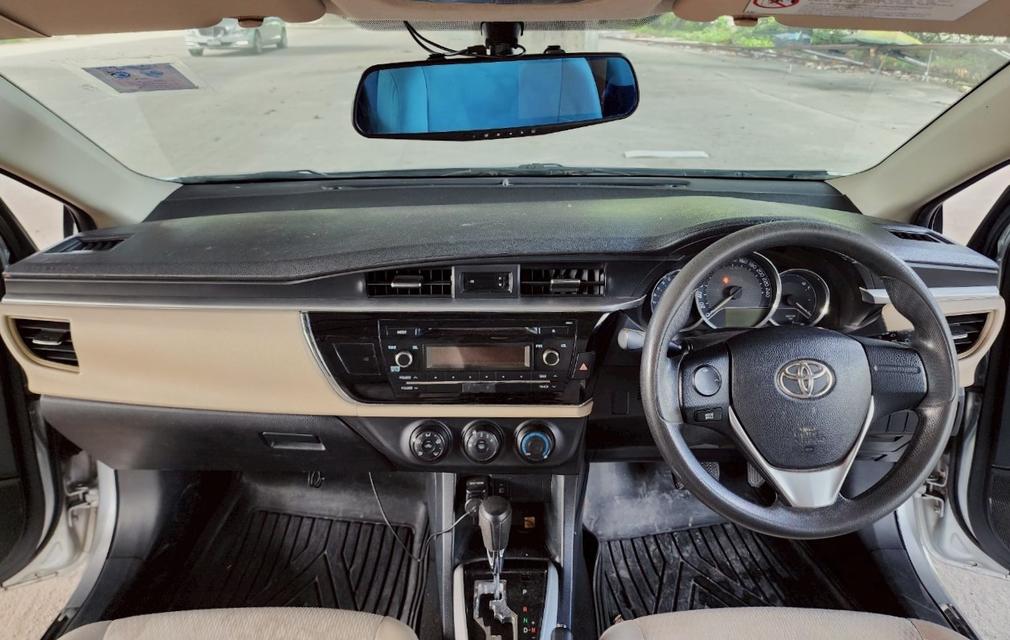 Toyota Altis 1.8 E Auto 2014