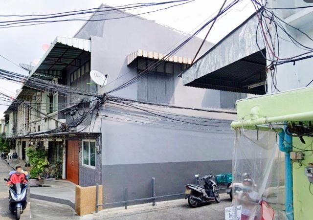 ให้เช่าตึกแถว 2 ชั้น หลังมุม BTSเซนหลุยส์ 900ม. จันทน์16-20 25ตร.วา. 150 ตร.ม. สาทร11 สุรศักดิ์ 900 ม.ม.นานาชาติ 1.8 กม.