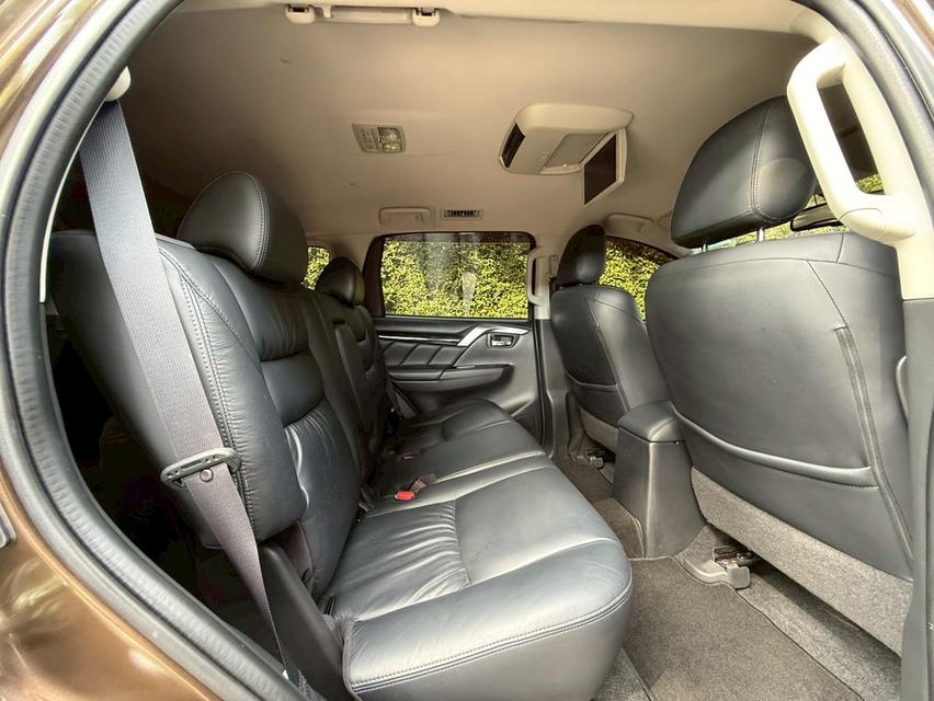 Pajero 2.4 GT Premium NAVI 4WD ปี2015 เจ้าของเดียว 11