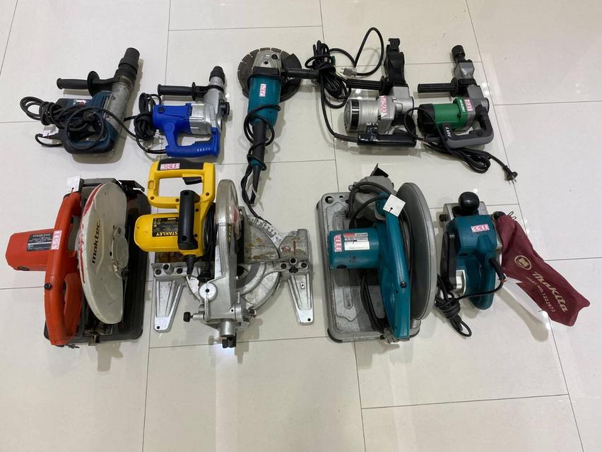 ขายเครื่องมือช่างยี่ห้อดังๆเช่น Makita, Bosch และอื่นๆอีกมากมาย