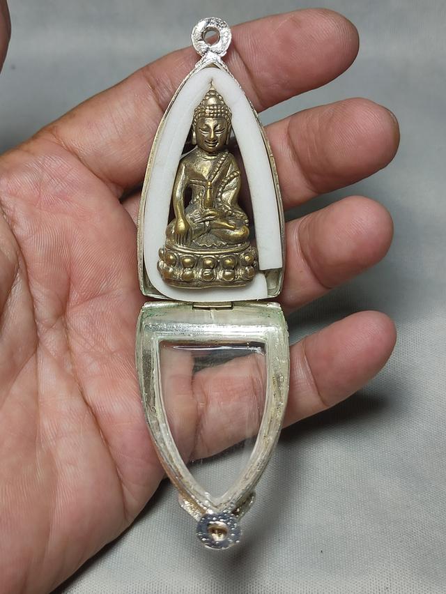พระกริ่งหลวงปู่ทิม วัดละหารไร่ รูปย่อยที่ 3