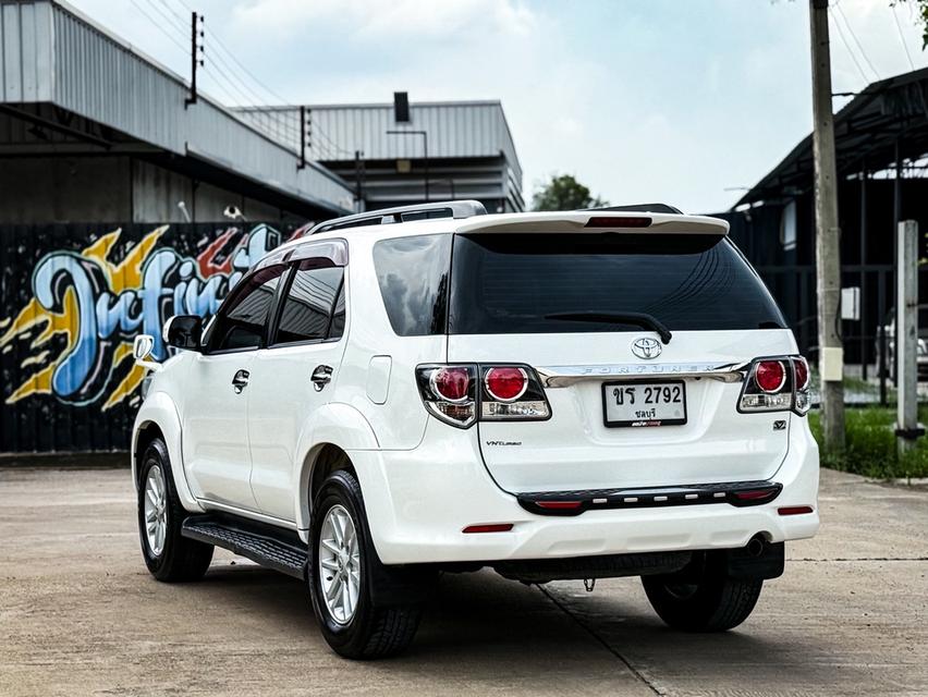 Toyoya Fortuner 2.5V ปี15 10
