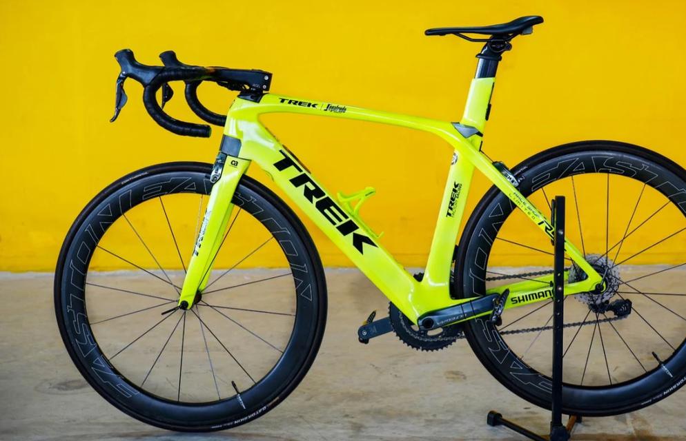 ปล่อยจักรยาน TREK MADONE 2