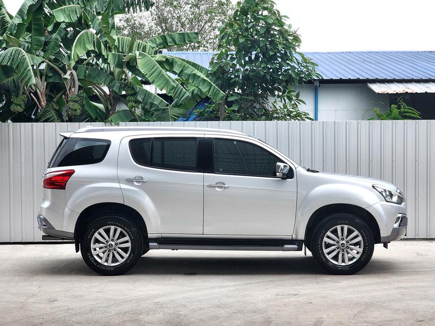  ISUZU Mu-X 1.9DVD A/T ปี 2018  12