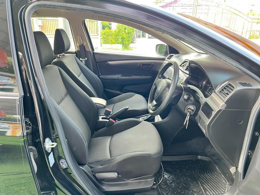 🚗 ซีดานไซส์บิ๊ก ห้องโดยสารกว้างที่สุด ไมล์สี่หมื่นโลแท้ สภาพป้ายแดง! 🚗 SUZUKI CIAZ 1.2 GL AT ปี 2020 รูปที่ 14