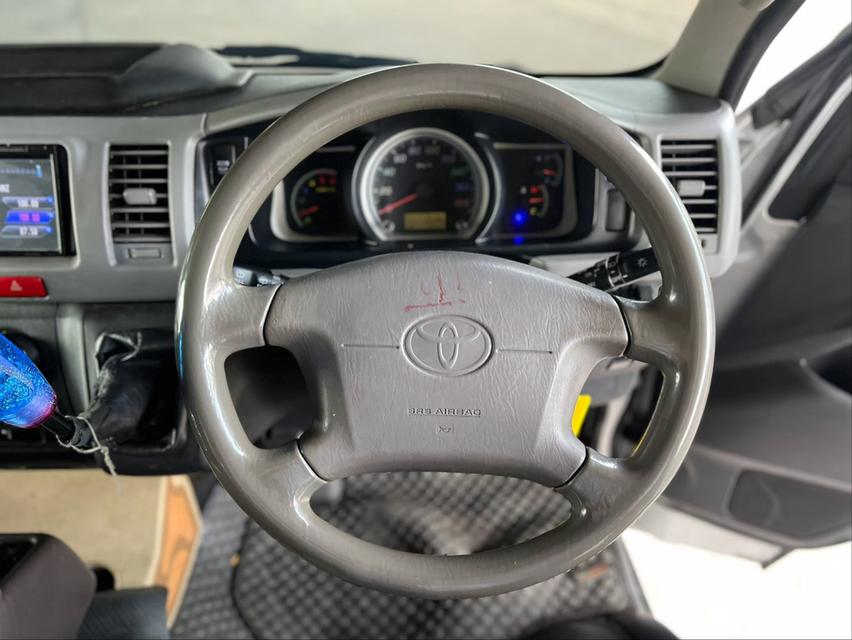 Toyota Hiace Commuter 2.5 D4D MT ปี 2014 10