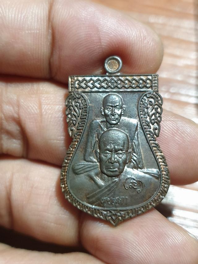 เหรียญเสมาพุทธซ้อนหลวงปู่ศุขปากคลองมะขามเฒ่า หลวงพ่อสุภากันตสิโล อริยสงฆ์ 5 แผ่นดินปี 55 เนื้อนวโลหะพบเจอน้อย รูปที่ 8
