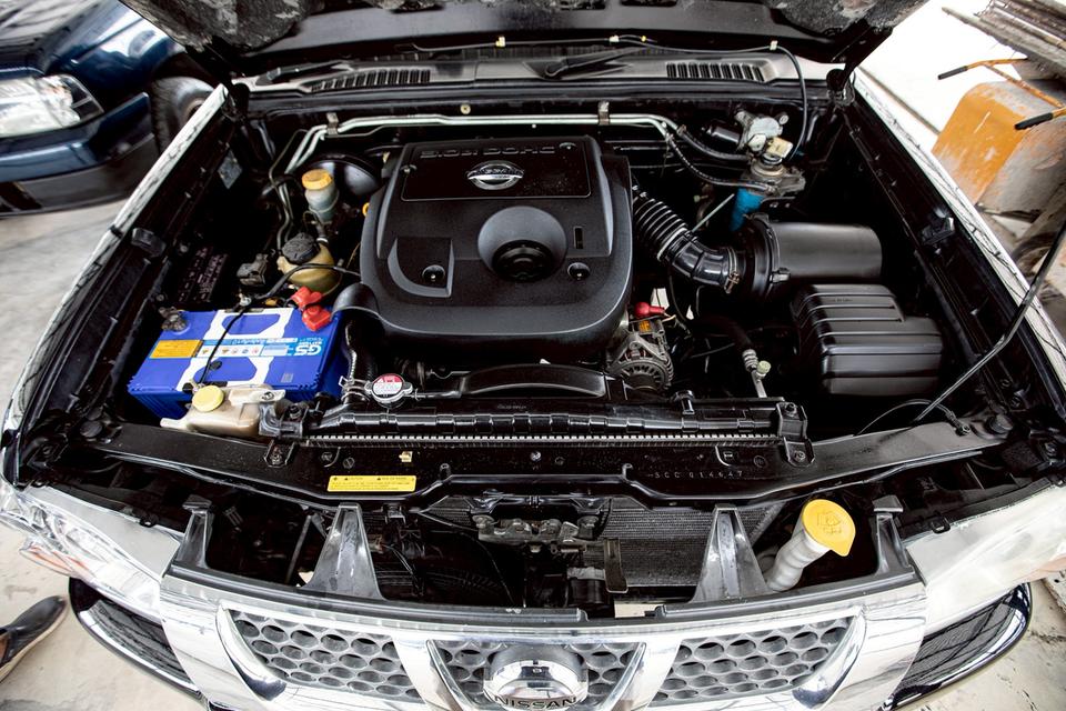 Nissan FORNTIER DOUBBLECAB 3.0 ZDI เกียร์ธรรมดา สีดำ ปี 2004 10