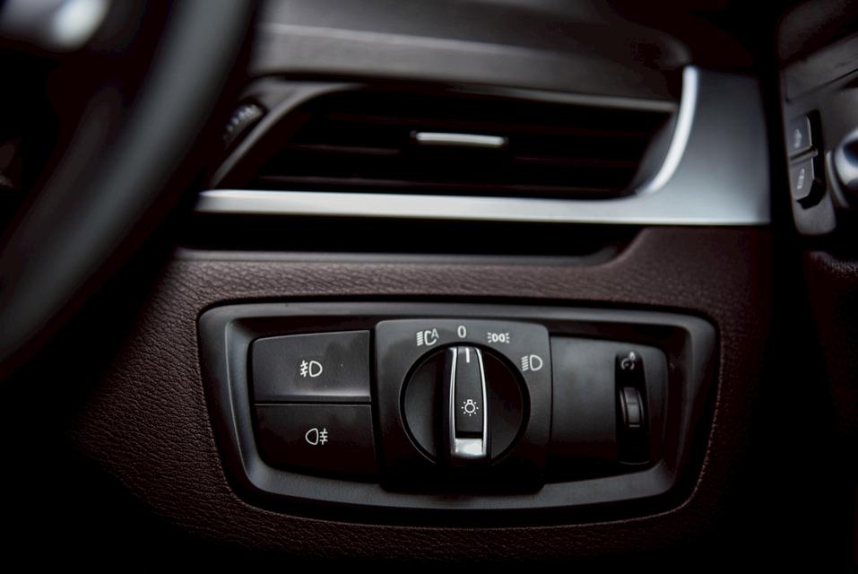 รหัสรถ CBL5969 BMW X1 sDrive1.8i xLine [F48] AT 2018 19