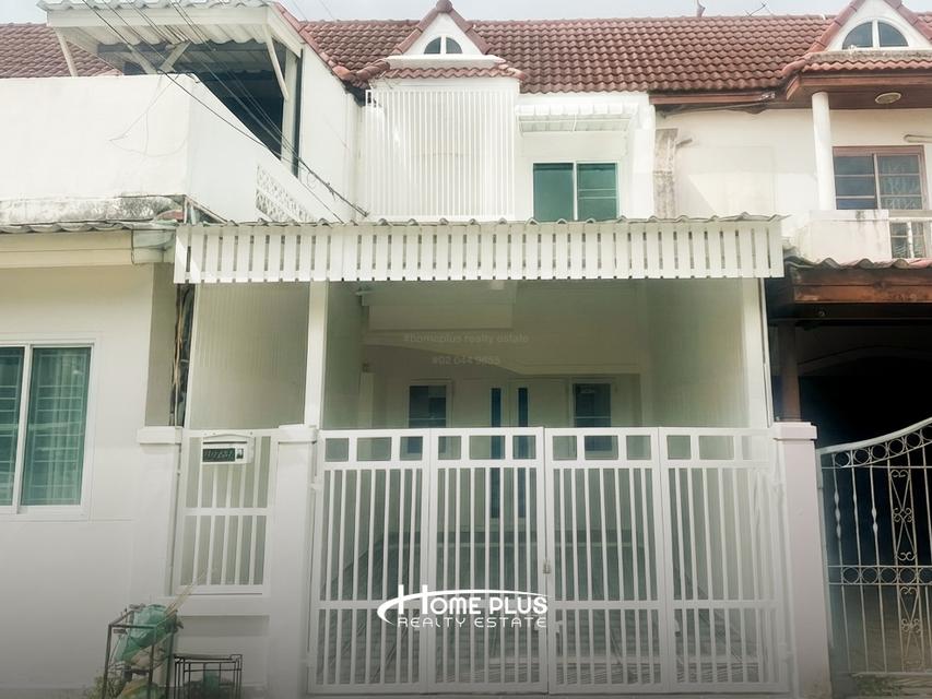 ขายทาวน์เฮ้าส์รีโนเวท 2 ชั้น  หมู่บ้านพูนสินธานี 1 ลาดกระบัง–ร่มเกล้า 2