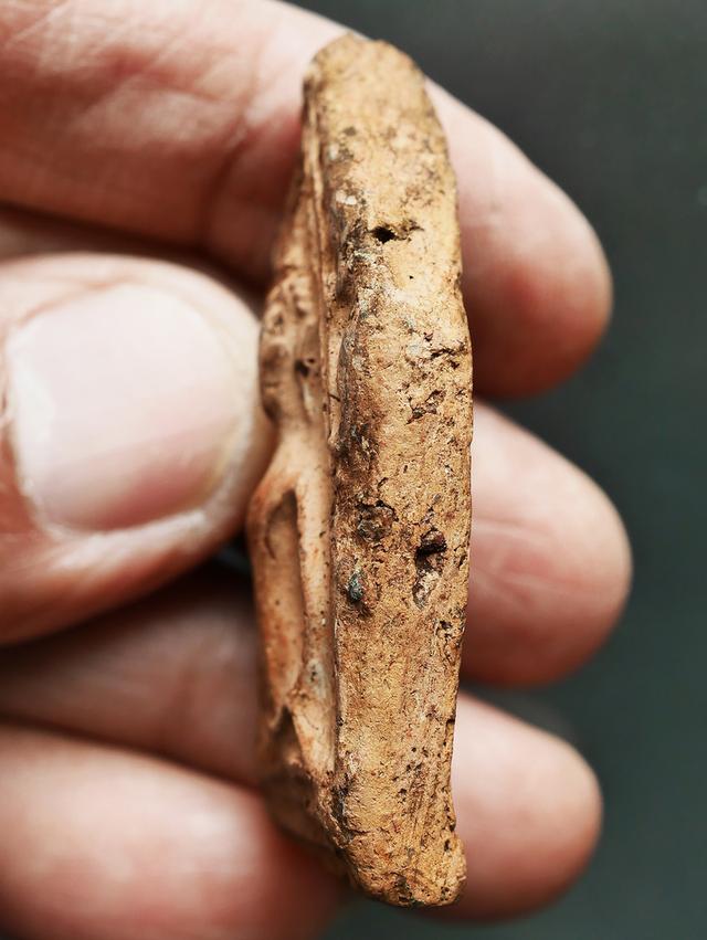 พระขุนแผนพิมพ์ห้าเหลี่ยมอกเล็ก กรุวัดบ้านกร่าง สุพรรณบุรี....เก่าๆ 9