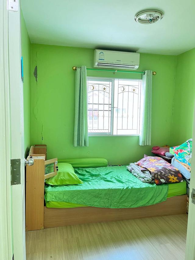 ทาวน์เฮ้าส์ 2 ชั้น 3 ห้องนอน 2 ห้องน้ำ 9