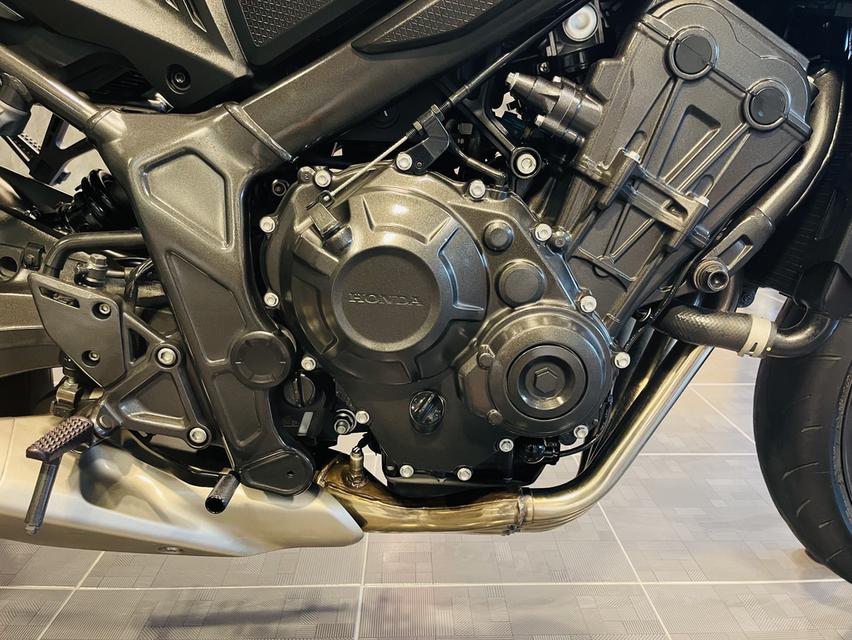 ขายด่วนรถบ้าน Cb650r/2023 รูปที่ 7